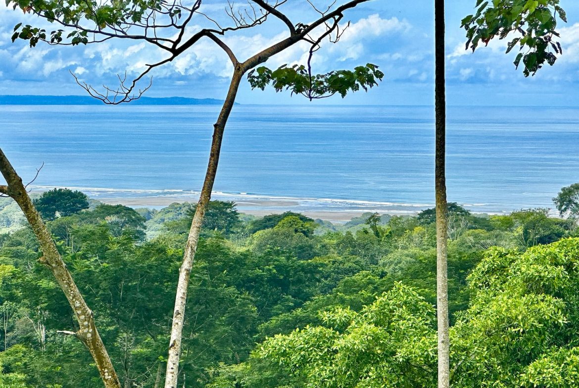 BUILDING PROPERTY WITH AMAZING PANORAMIC OF THE OCEAN, IN TORTUGA ARRIBA PHASE 6 – 0.21 ACRES