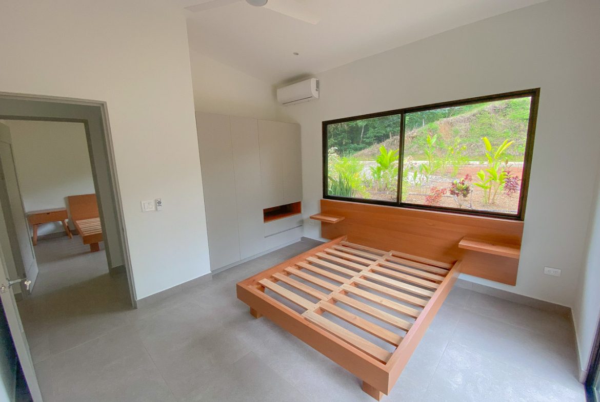 PROPERTY WITH THREE BEDROOM, AND PANORAMIC VIEWS, IN OJOCHAL – 2.5 ACRES