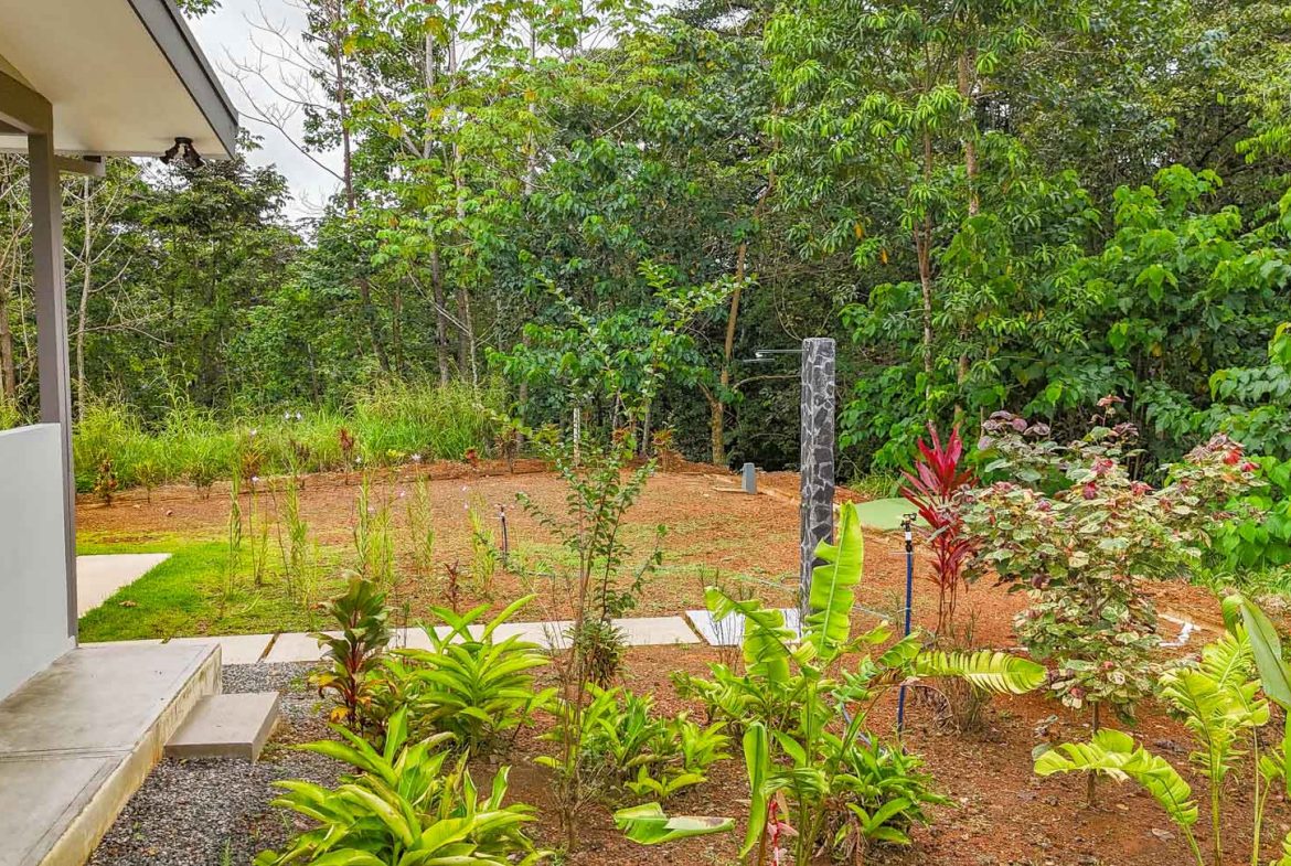 PROPERTY WITH THREE BEDROOM, AND PANORAMIC VIEWS, IN OJOCHAL – 2.5 ACRES
