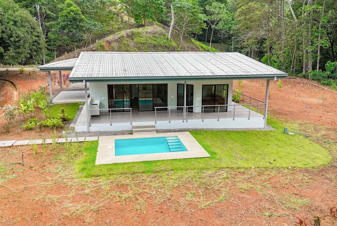 PROPERTY WITH THREE BEDROOM, AND PANORAMIC VIEWS, IN OJOCHAL – 2.5 ACRES, Uvita, Costa Rica — photo 8
