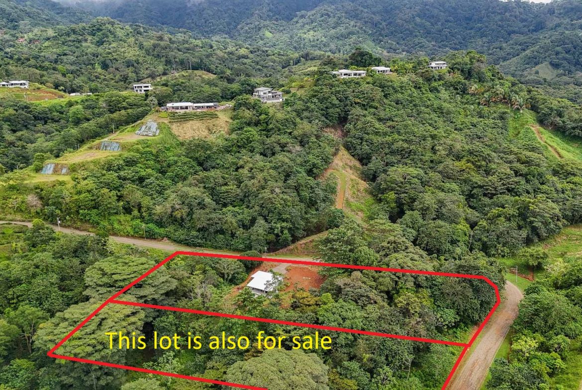 PROPERTY WITH THREE BEDROOM, AND PANORAMIC VIEWS, IN OJOCHAL – 2.5 ACRES