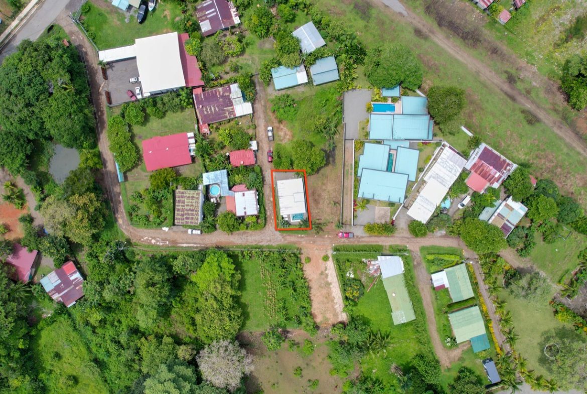 PROPERTY WITH TWO BEDROOM AND POOL WITH CASCADE, IN BAHIA BALLENA – 0.049 ACRES, Uvita, Costa Rica — photo 2
