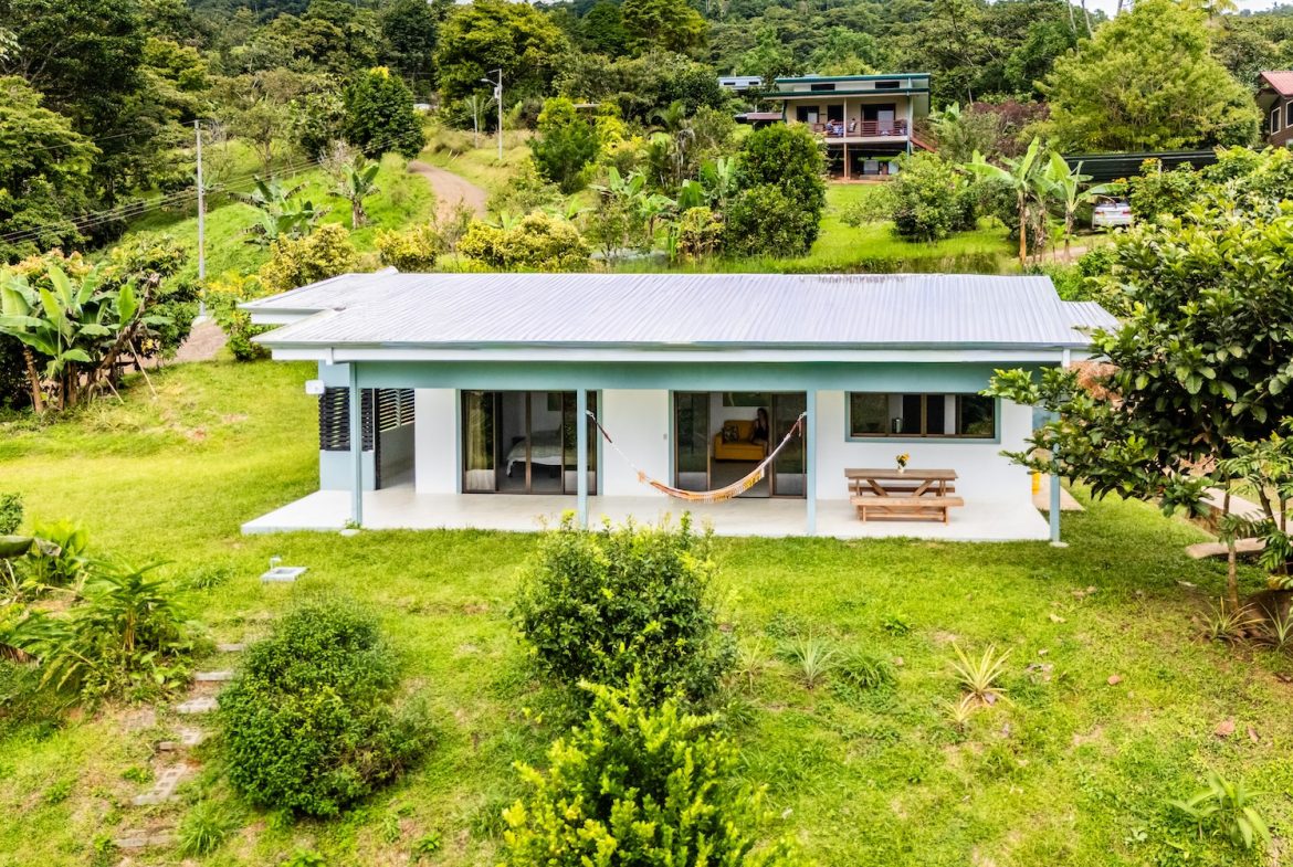 PROPERTY WITH A GUEST HOUSE AND LANDSCAPING VIEWS, IN TRINIDAD – 2.6 ACRES, Uvita, Costa Rica — photo 3