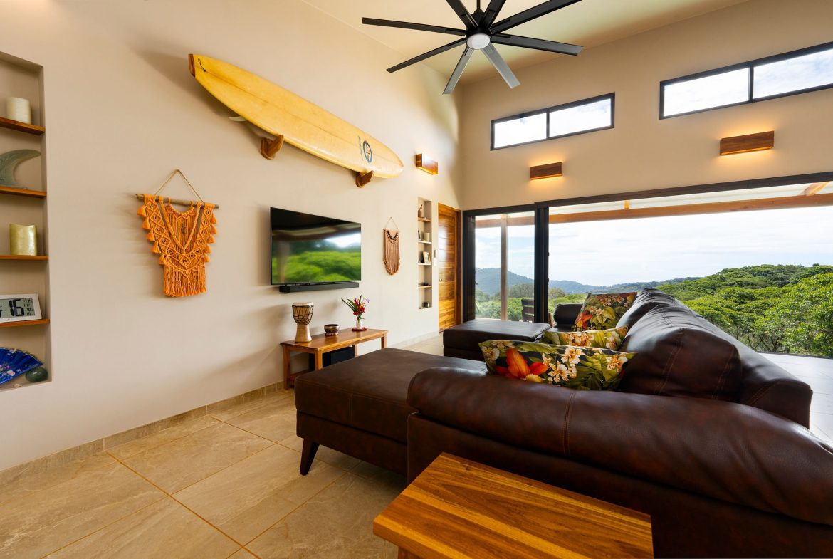 NEW PRIVATE MOUNTAIN HOME WITH OCEAN VIEWS ABOVE LAGUNAS, Uvita, Costa Rica — photo 4