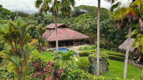 8172 El Mirador For Sale In Ojochal 02