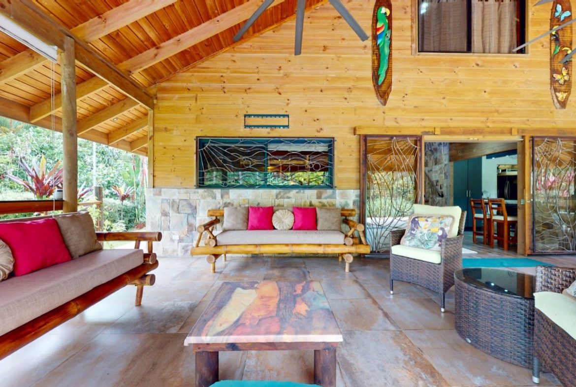 JUNGLE PROPERTY WITH WOOD CABIN  TWO BEDROOM AND POOL, IN OJOCHAL – 1.18 ACRES, Uvita, Costa Rica — photo 8