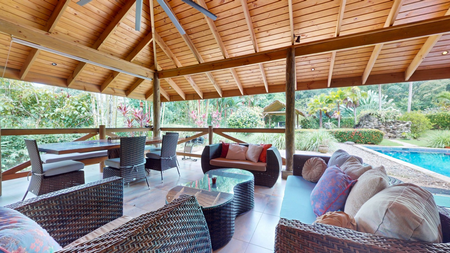 House for sale in Ojochal Costa Rica