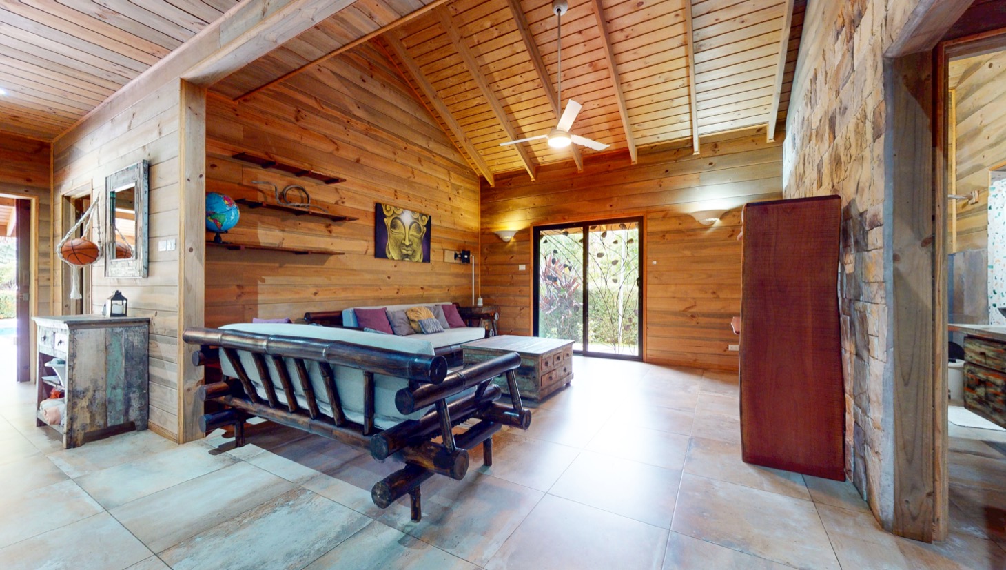 House for sale in Ojochal Costa Rica