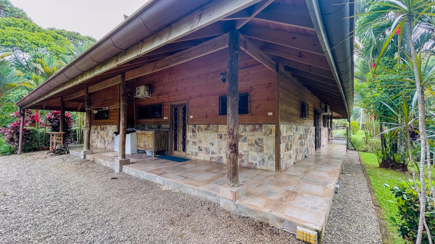 House for sale in Ojochal Costa Rica