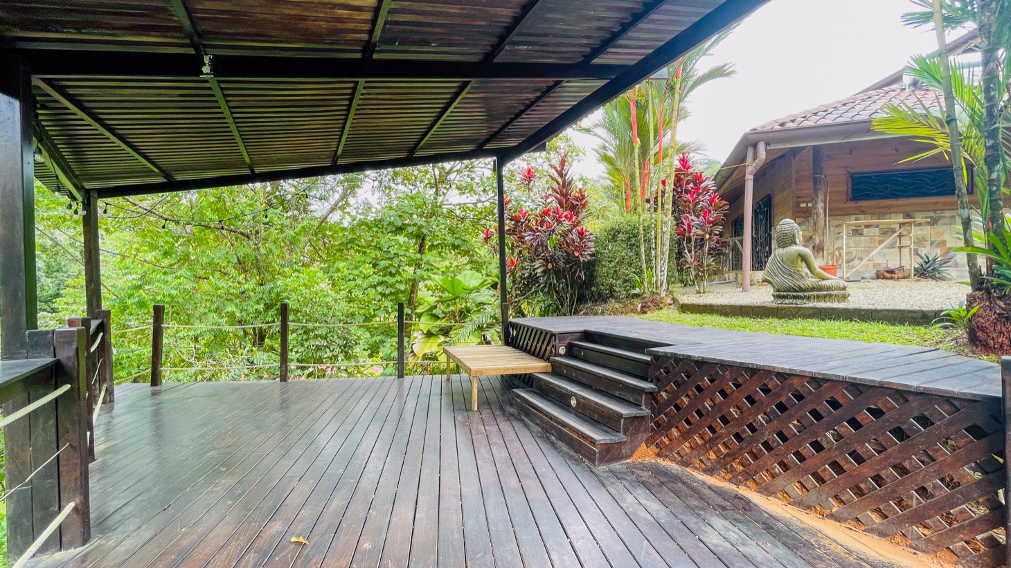 House for sale in Ojochal Costa Rica