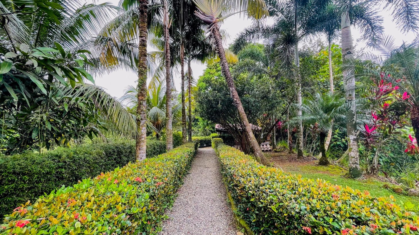 House for sale in Ojochal Costa Rica