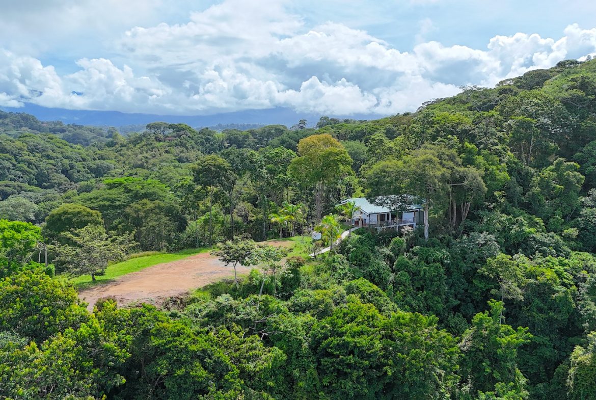 STUNNING 10.9 ACRE LAGUNAS ESTATE PROPERTY WITH CASITA, Uvita, Costa Rica — photo 2