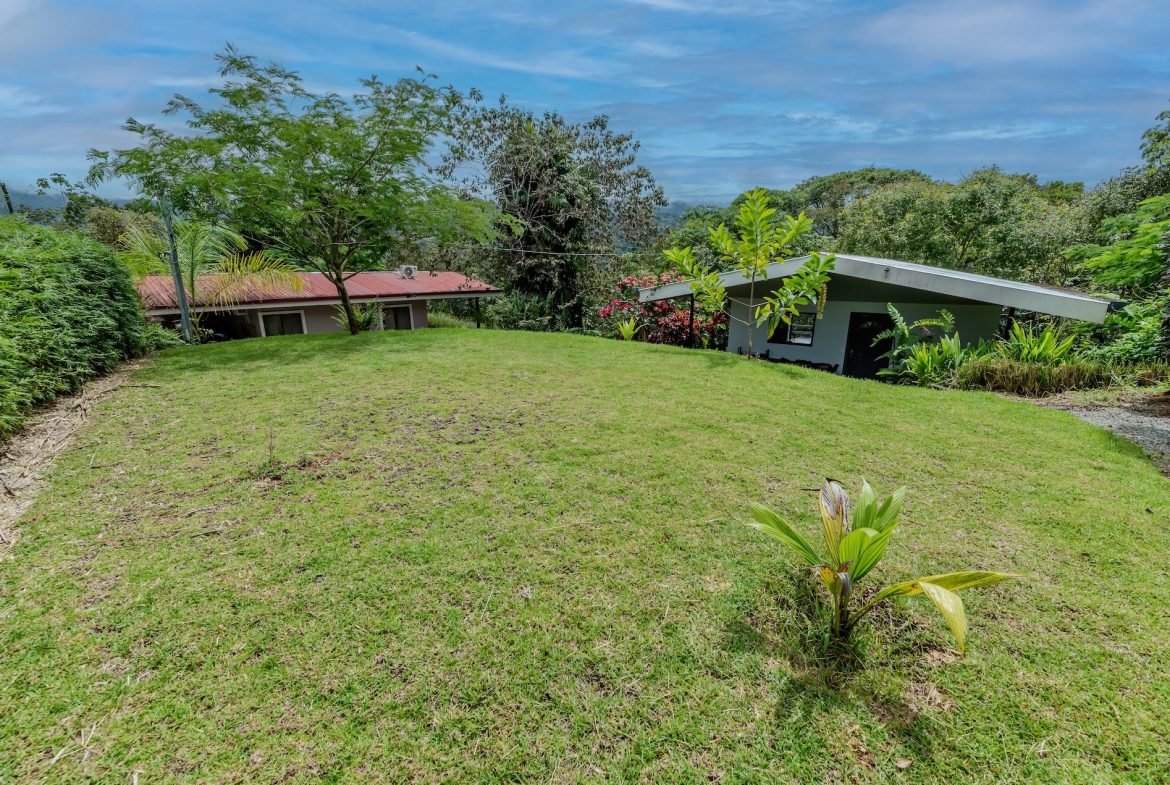 PROPERTY FOR A MULTI FAMILY WITH FOUR HOUSES, IN PLATANILLO – 1.21 ACRES, Uvita, Costa Rica — photo 7