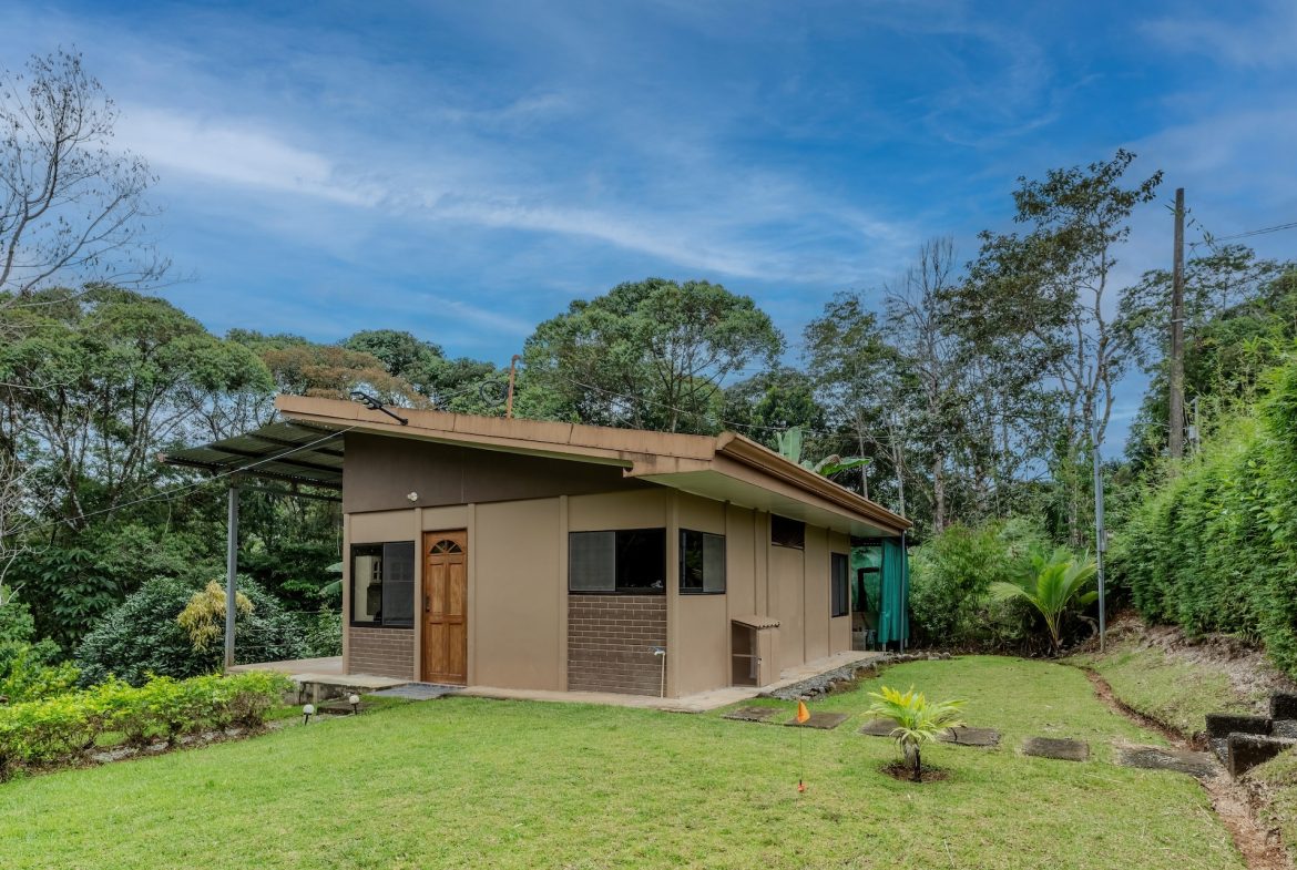 PROPERTY FOR A MULTI FAMILY WITH FOUR HOUSES, IN PLATANILLO – 1.21 ACRES