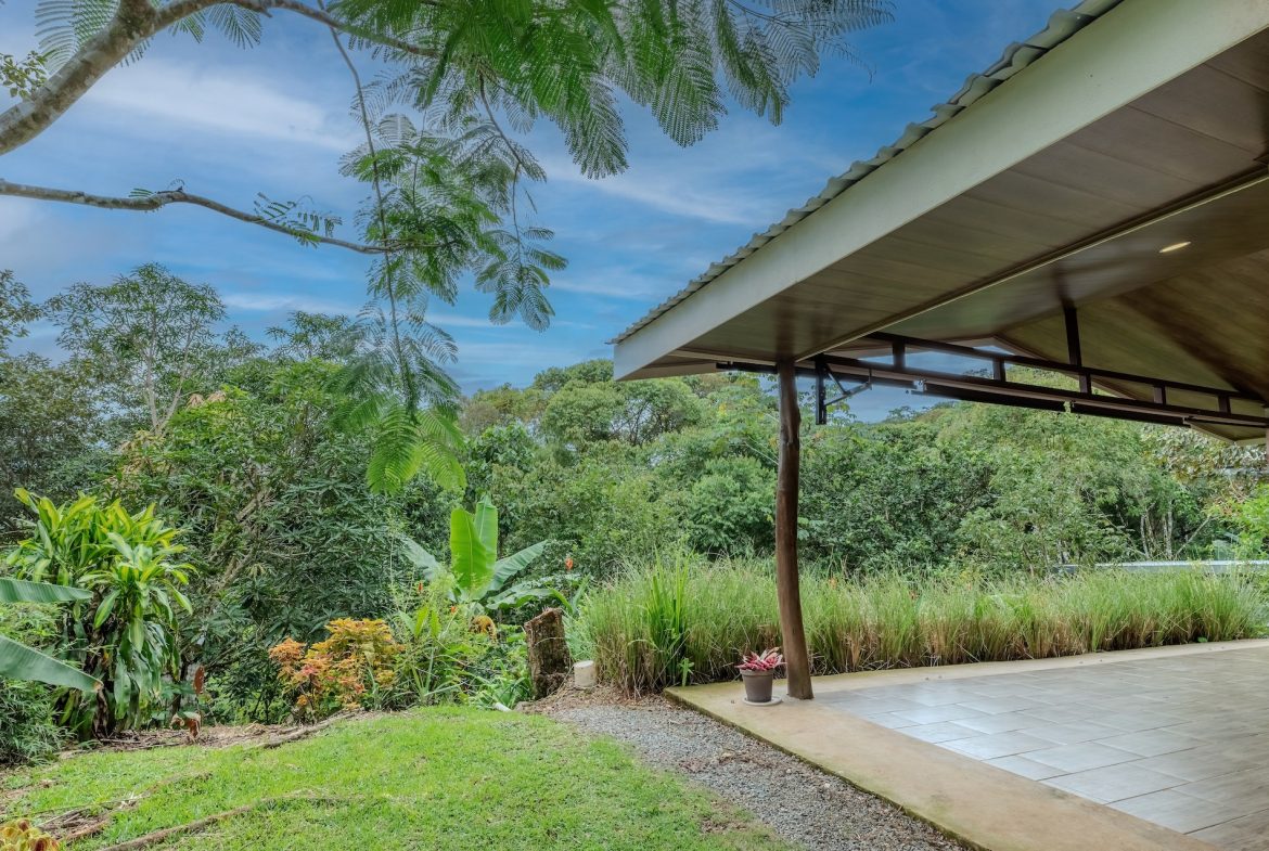 PROPERTY FOR A MULTI FAMILY WITH FOUR HOUSES, IN PLATANILLO – 1.21 ACRES