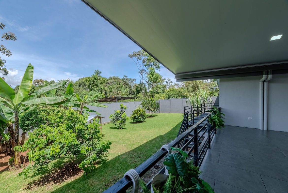 PROPERTY WITH THREE BEDROOM AND GARDEN WITH FRUIT TREES, IN PEÑAS BLANCAS – 0.19 ACRES