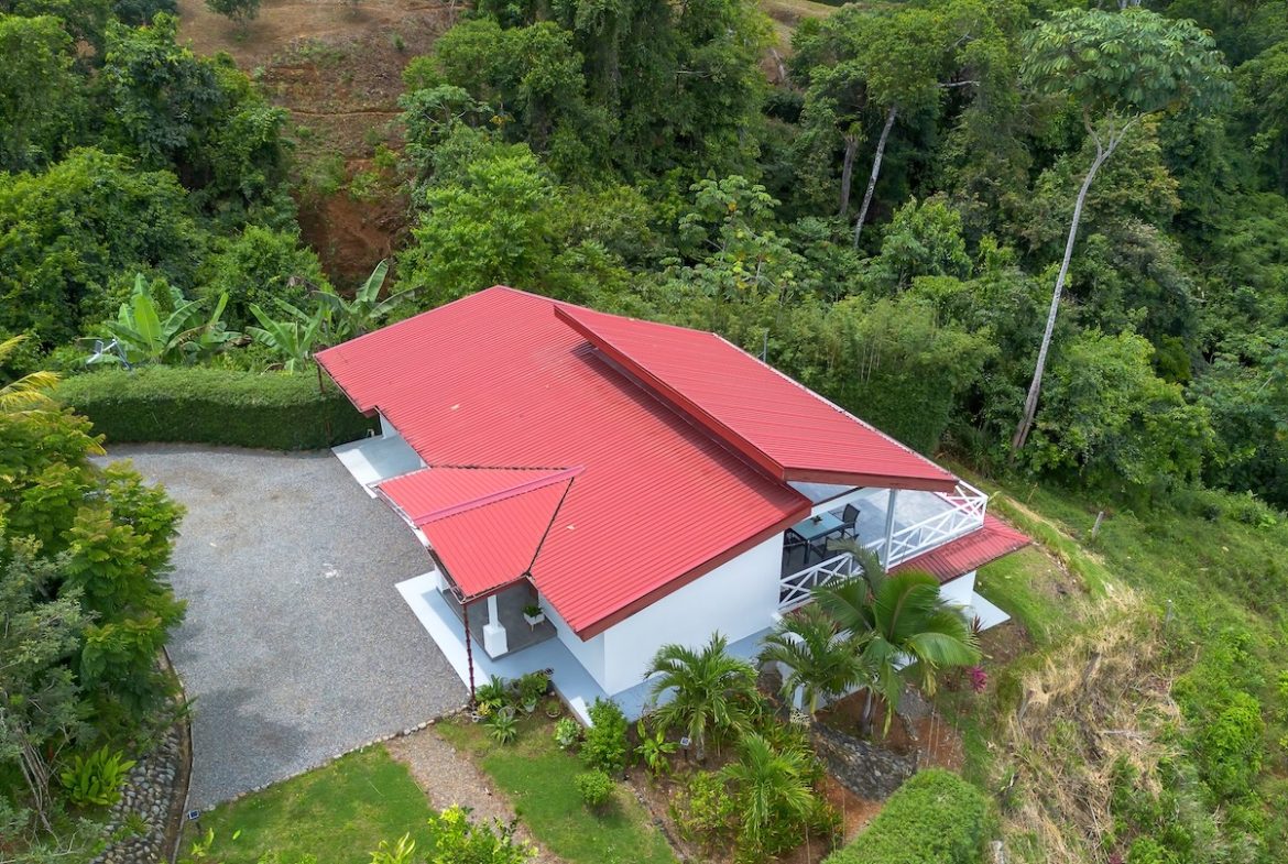 PROPERTY WITH TWO BEDROOM AND PANORAMIC MOUNTAINS VIEWS CASA BALNCA, IN PLATANILLO – 0.99 ACRES, Uvita, Costa Rica — photo 4