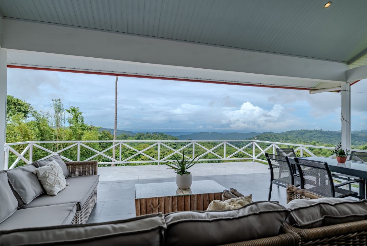 PROPERTY WITH TWO BEDROOM AND PANORAMIC MOUNTAINS VIEWS CASA BALNCA, IN PLATANILLO – 0.99 ACRES, Uvita, Costa Rica — photo 6