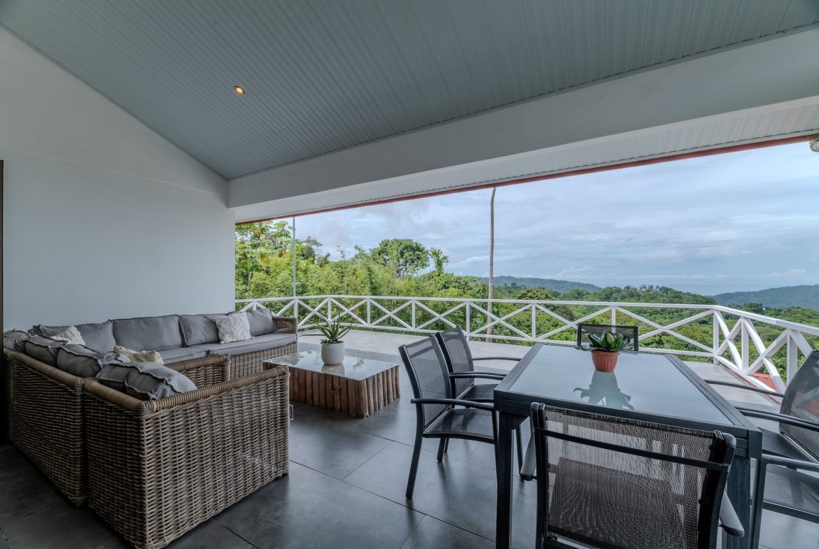 PROPERTY WITH TWO BEDROOM AND PANORAMIC MOUNTAINS VIEWS CASA BALNCA, IN PLATANILLO – 0.99 ACRES, Uvita, Costa Rica — photo 8