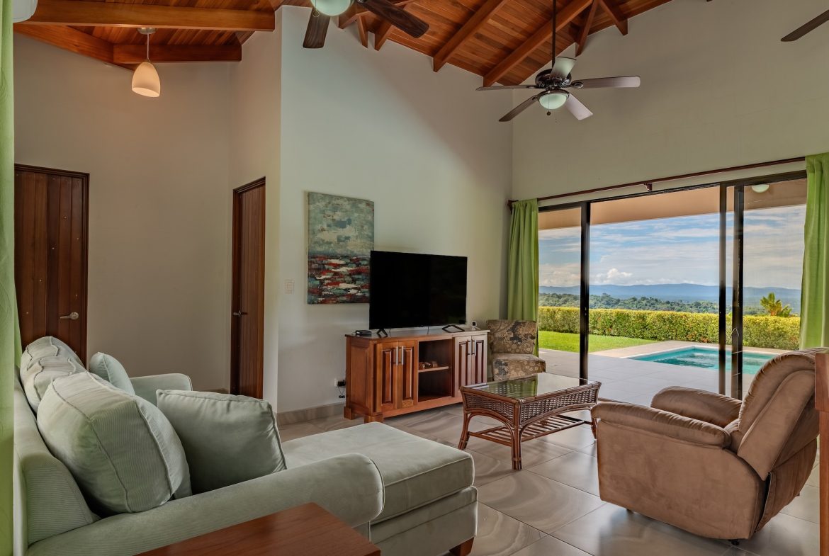 PROPERTY WITH THREE BEDROOM AND EXTRA BUILDING LOTS, IN CHONTALES – 1.37 ACRES, Uvita, Costa Rica — photo 5