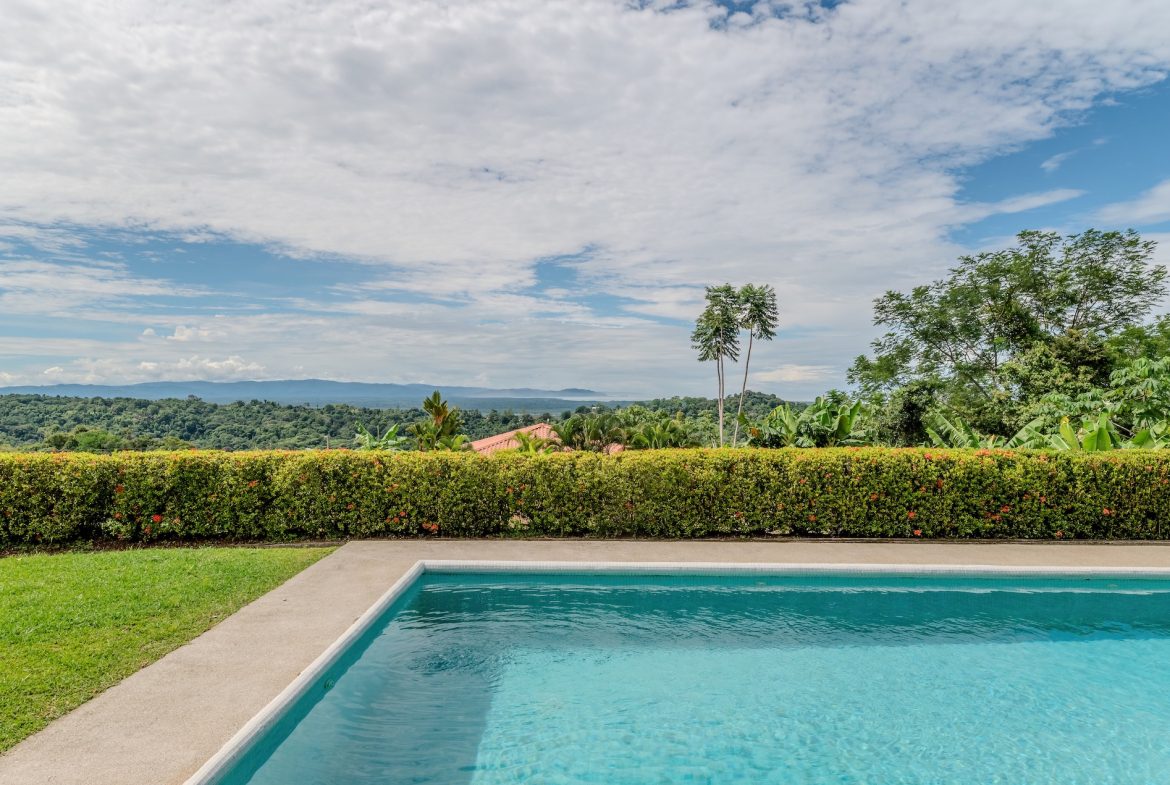 PROPERTY WITH THREE BEDROOM AND EXTRA BUILDING LOTS, IN CHONTALES – 1.37 ACRES