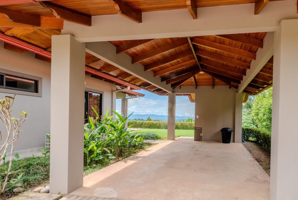 PROPERTY WITH THREE BEDROOM AND EXTRA BUILDING LOTS, IN CHONTALES – 1.37 ACRES