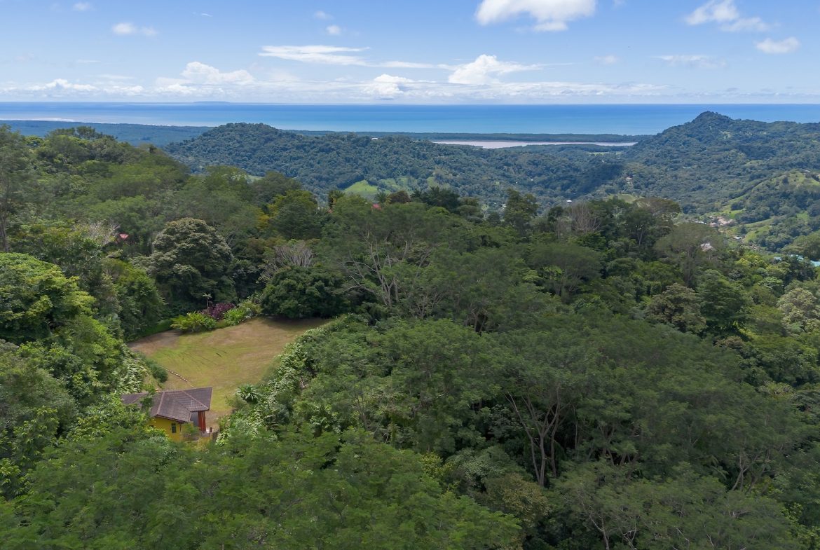 TWO FLOOR PROPERTY WITH A LANDSCAPING VIEWS AND OCEAN, IN TRES RIOS – 3.9 ACRES