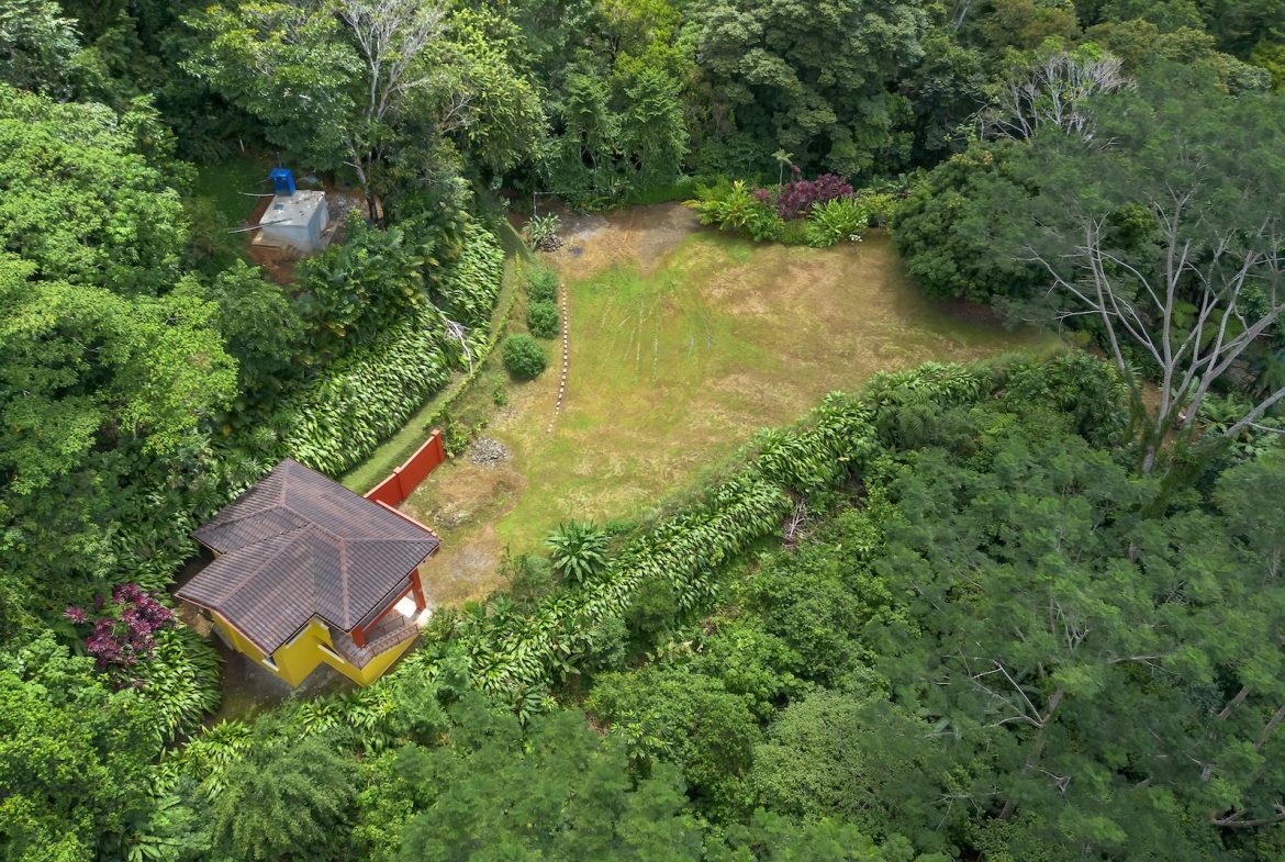 TWO FLOOR PROPERTY WITH A LANDSCAPING VIEWS AND OCEAN, IN TRES RIOS – 3.9 ACRES, Uvita, Costa Rica — photo 2