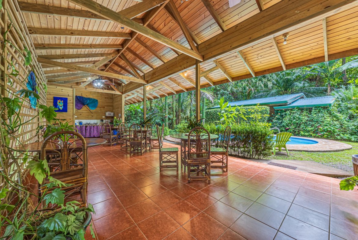 JUNGLE BOUTIQUE HOTEL WITH TWELVE BEDROOMS AND MOUNTAINS VIEWS, IN BAHIA – 7.17 ACRES