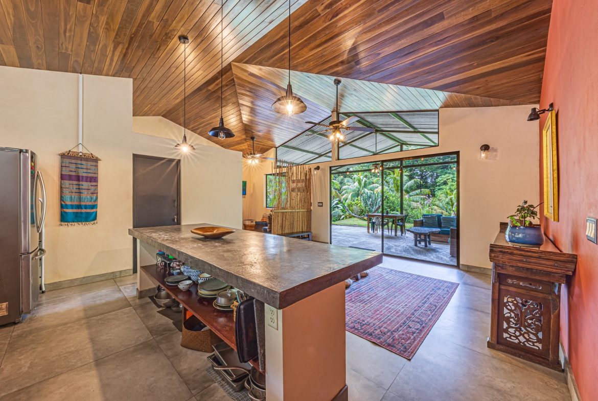 JUNGLE PROPERTY WITH EXTRA BUILDING LOTE A STEPS OF THE RIVER, IN CINCO VENTANAS OJOCHAL – 6.93 ACRES