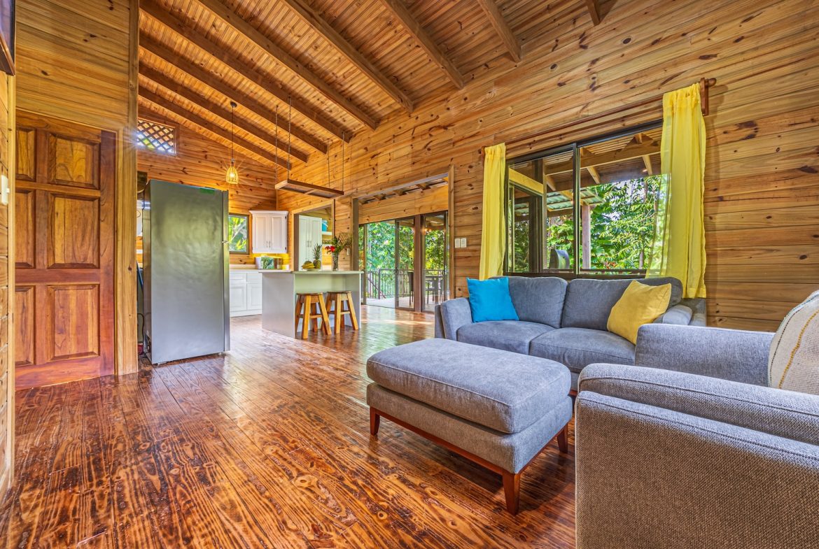 PROPERTY WITH THREE BEDROOM AND GUEST HOUSE, IN HATILLO – 0.96 ACRES, Uvita, Costa Rica — photo 6