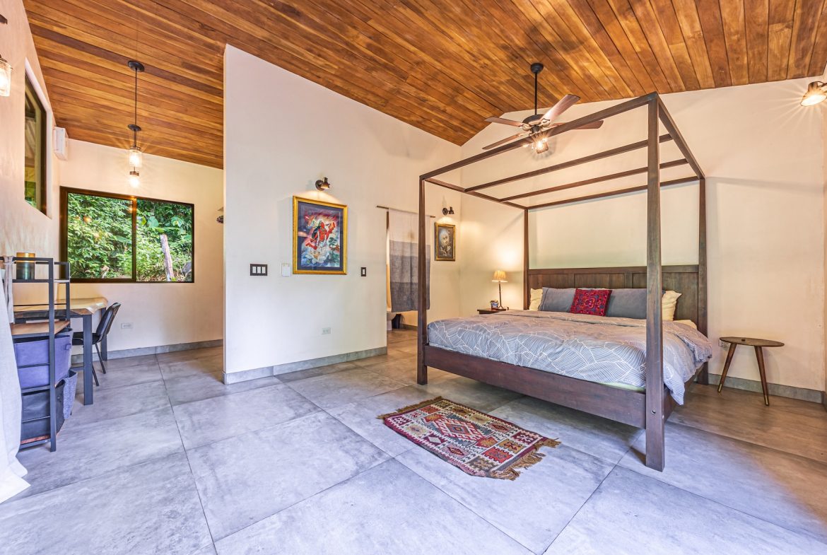 JUNGLE PROPERTY WITH EXTRA BUILDING LOTE A STEPS OF THE RIVER, IN CINCO VENTANAS OJOCHAL – 6.93 ACRES