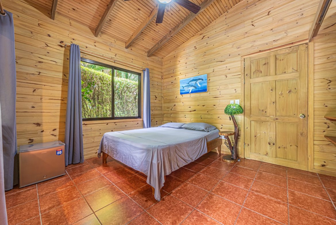 JUNGLE BOUTIQUE HOTEL WITH TWELVE BEDROOMS AND MOUNTAINS VIEWS, IN BAHIA – 7.17 ACRES