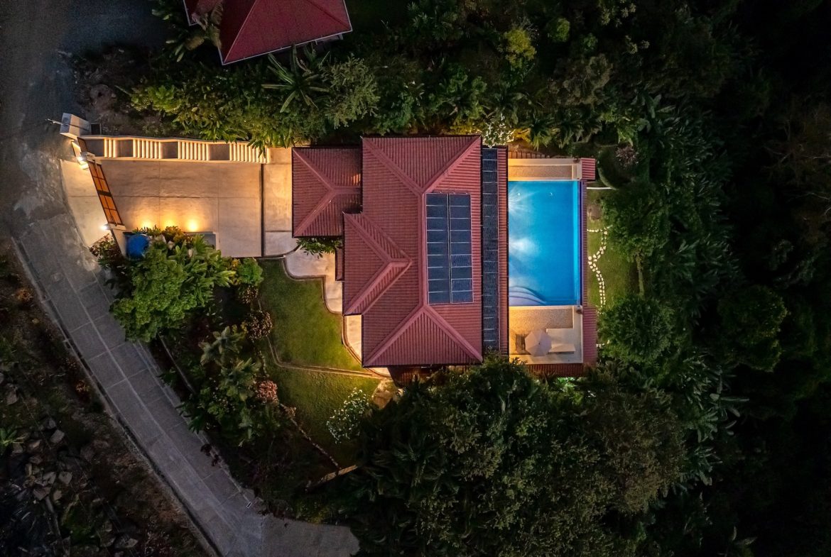 VILLA PACIFICA LUXURY PROPERTY WITH PANORAMIC OCEAN AND SUNSET VIEWS, IN DOMINICAL – 0.68 ACRES, Uvita, Costa Rica — photo 2