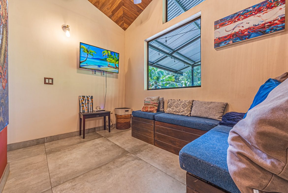 JUNGLE PROPERTY WITH EXTRA BUILDING LOTE A STEPS OF THE RIVER, IN CINCO VENTANAS OJOCHAL – 6.93 ACRES, Uvita, Costa Rica — photo 7