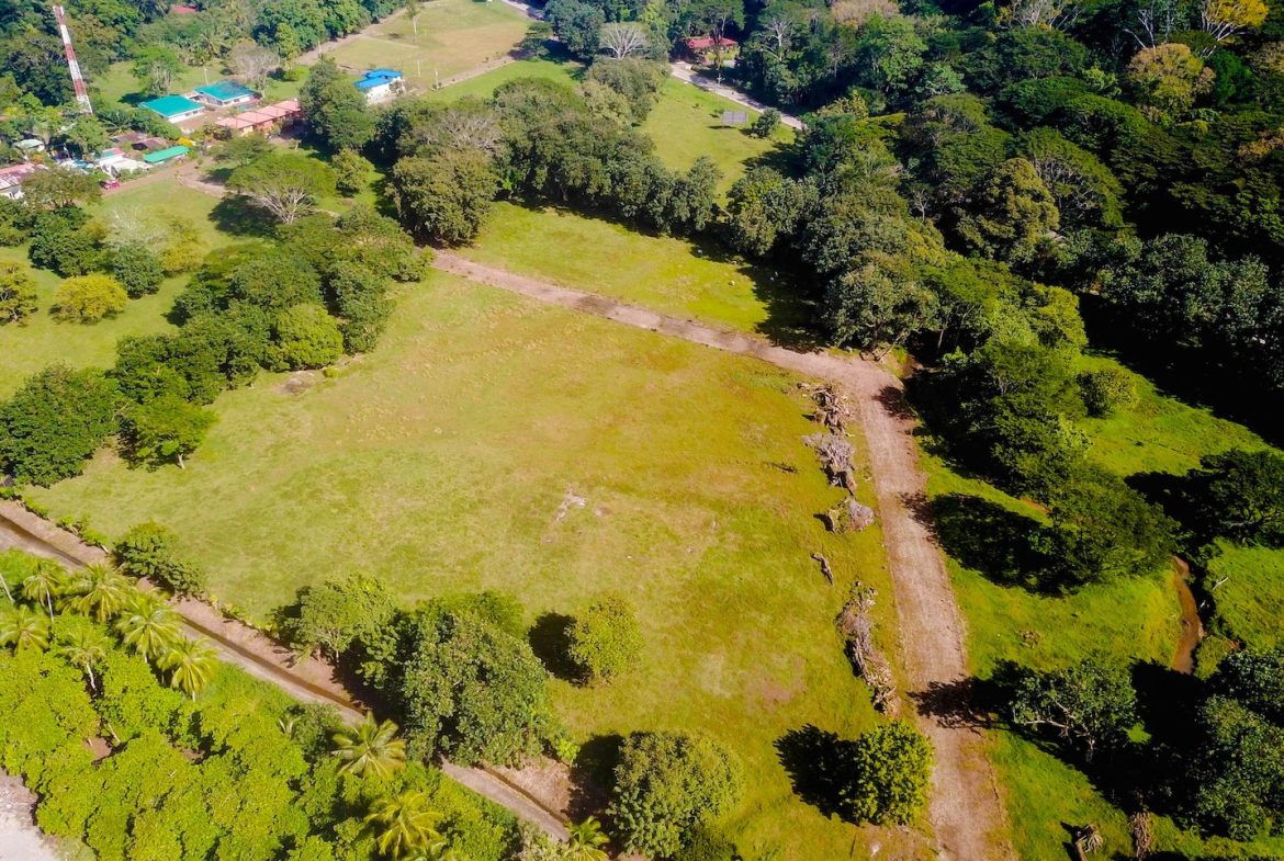 BUILDING PROPERTY IN A STEPS OF DOMINICAL BEACH, IN DOMINICAL – 3.8 ACRES, Uvita, Costa Rica — photo 4