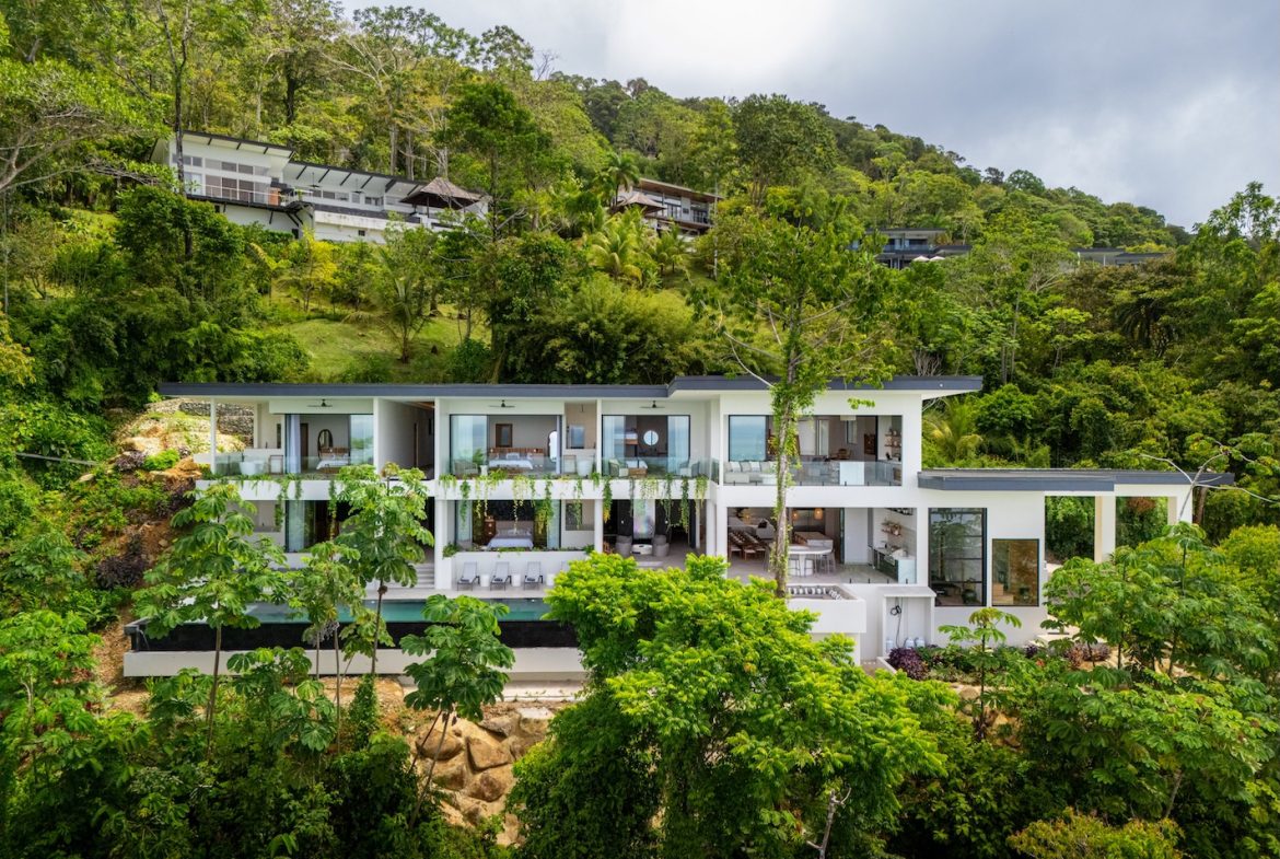 LUXURY PROPERTY WITH FIVE BEDROOM AND PANORAMIC VIEWS OF THE OCEAN, NEAR TO ESCALERAS – 1.36 ACRES, Uvita, Costa Rica — photo 3