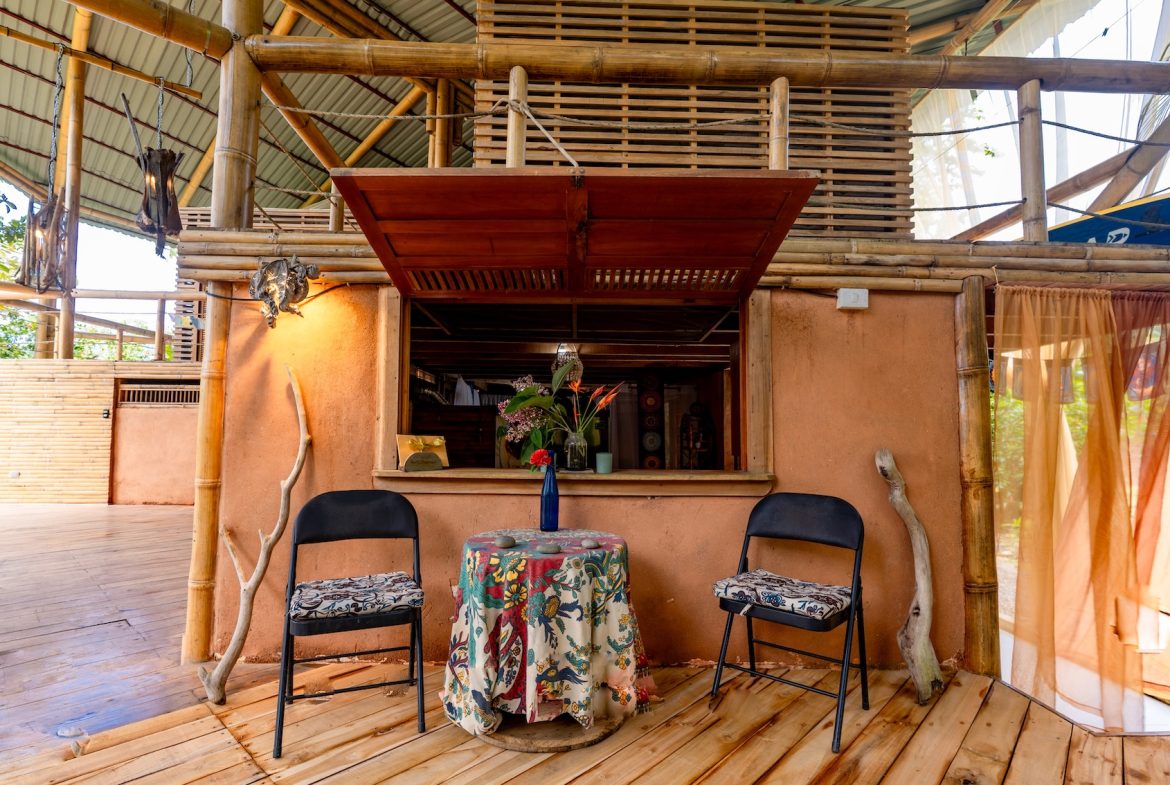 FOUR BEDROOMS PROPERTY WITH A HOUSE MADE OF BAMBOO AND WOOD, IN BAHIA BALLENA – 0.12 ACRES, Uvita, Costa Rica — photo 4