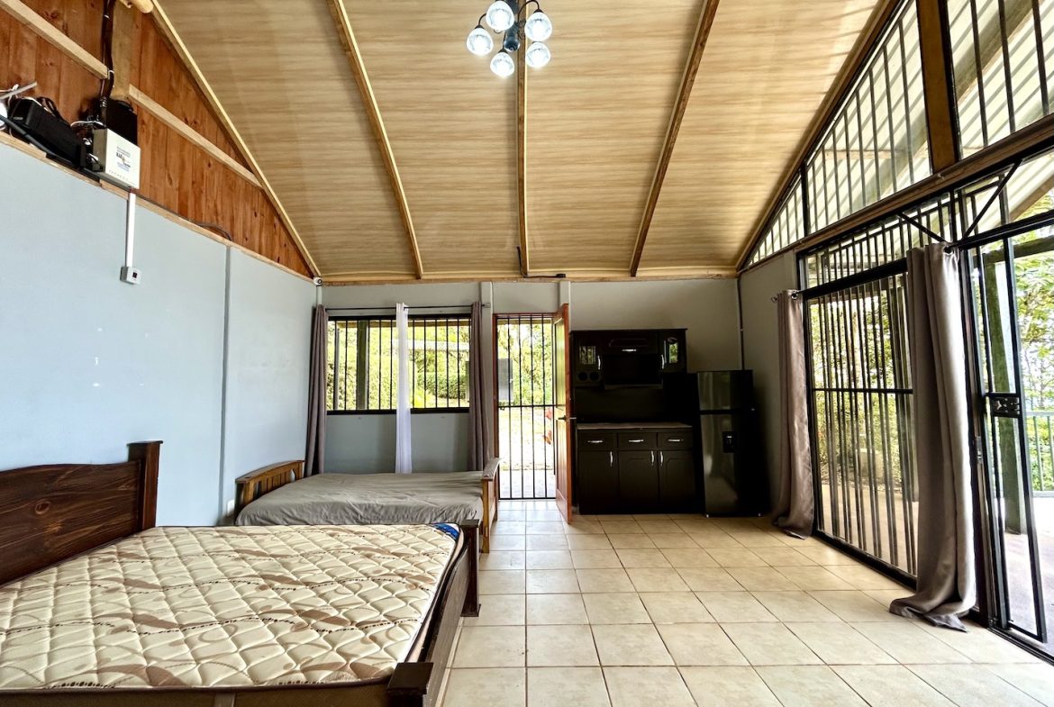 PROPERTY WITH ONE BEDROOM AND PANORAMIC VALLEY VIEWS, IN SAN LUIS MORETE – 1.53 ACRES