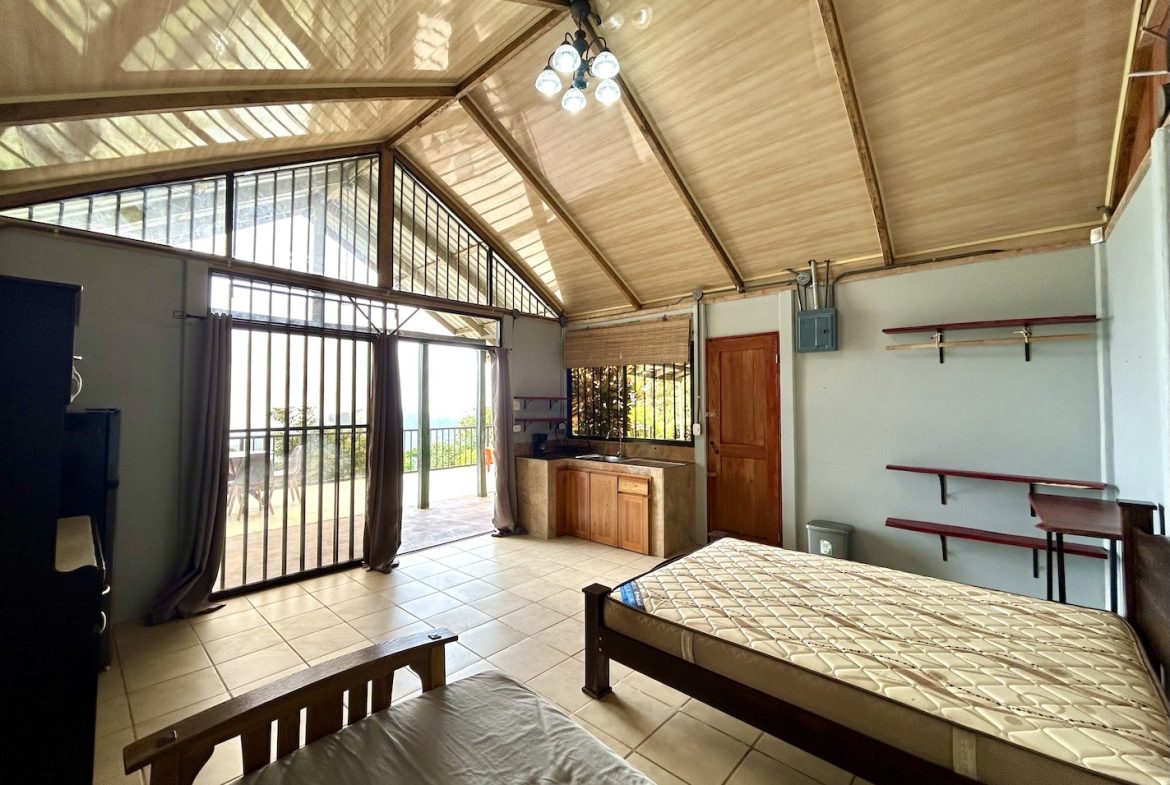 PROPERTY WITH ONE BEDROOM AND PANORAMIC VALLEY VIEWS, IN SAN LUIS MORETE – 1.53 ACRES