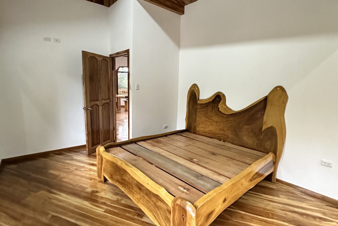 Teak Luxury 5-beds Home in the Mountains of Las Tumbas – 0.45 ACRES