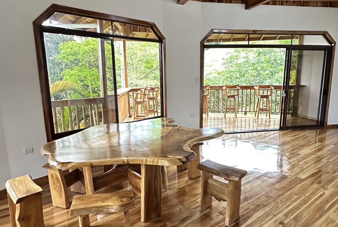 Teak Luxury 5-beds Home in the Mountains of Las Tumbas – 0.45 ACRES