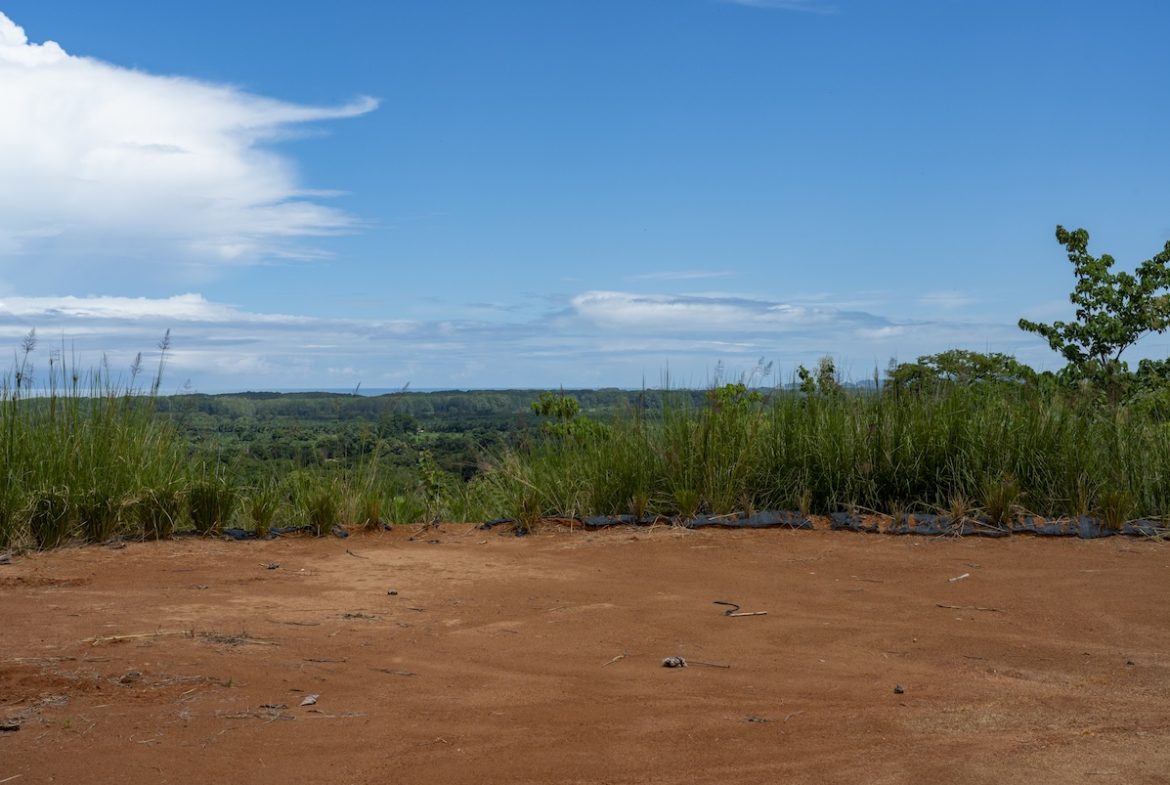GATED COMMUNITY WITH BUILDING PROPERTIES AND OCEAN AND MOUNTAINS VIEWS, NEAR TO PORTALON – 13. 77 ACRES