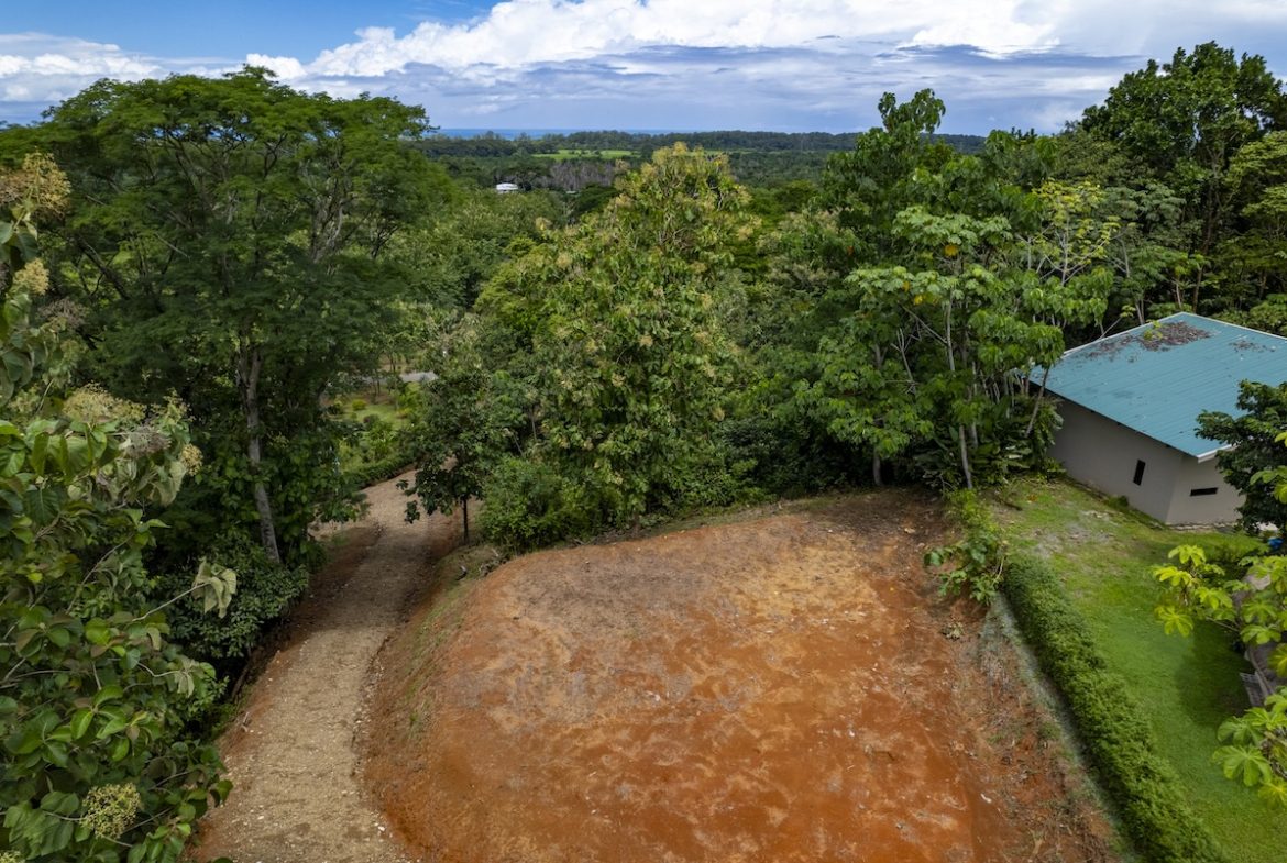 GATED COMMUNITY WITH BUILDING PROPERTIES AND OCEAN AND MOUNTAINS VIEWS, NEAR TO PORTALON – 13. 77 ACRES