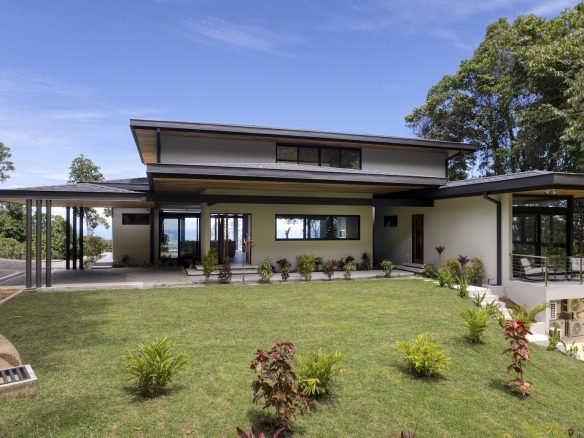 LUXURY JUNGLE PROPERTY WITH FOUR BEDROOMS AND OCEAN VIEWS, IN DOMINICALITO – 1.25 ACRES, Dominicalito, Costa Rica — photo 3
