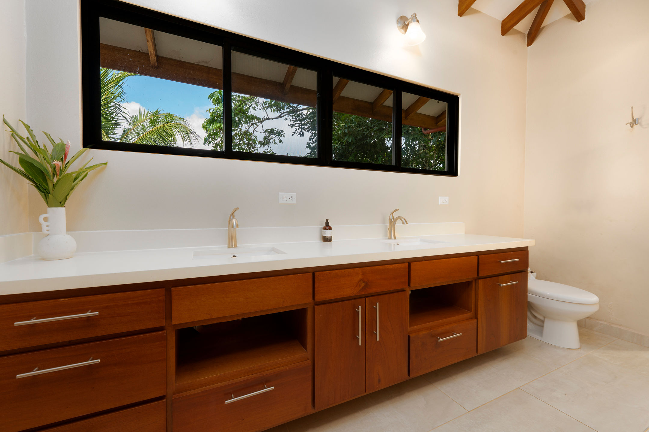 Lagunas OV 3 Bed Home_22