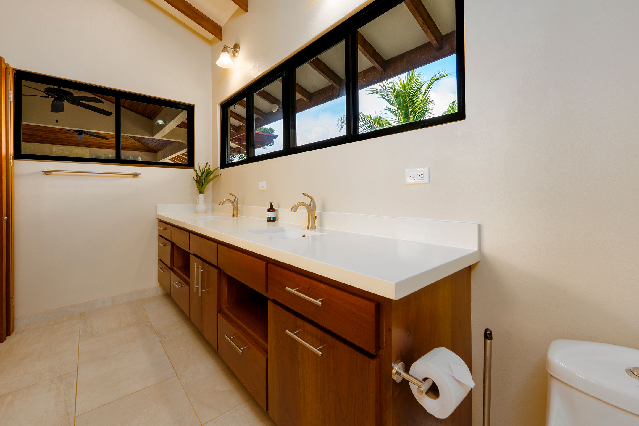 Lagunas OV 3 Bed Home_23