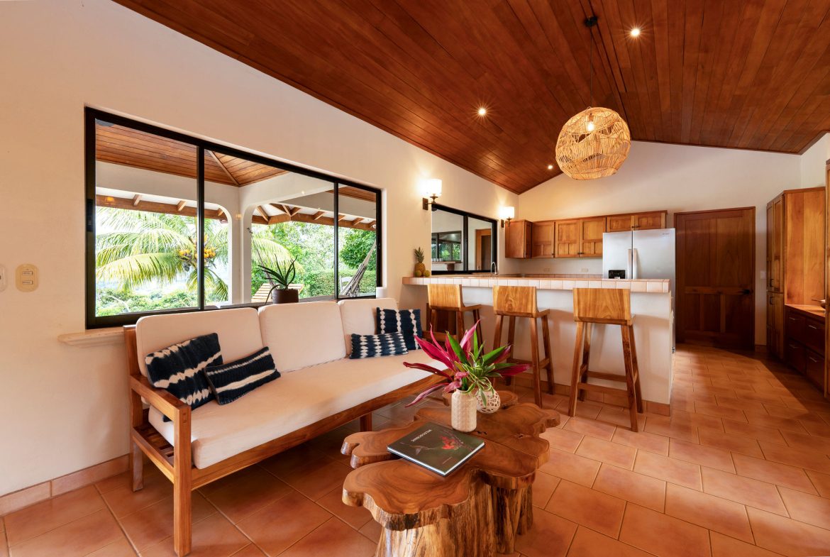 OCEAN AND MOUNTAIN VIEW 3 BEDROOM HOME WITH POOL IN LAGUNAS, Uvita, Costa Rica — photo 6