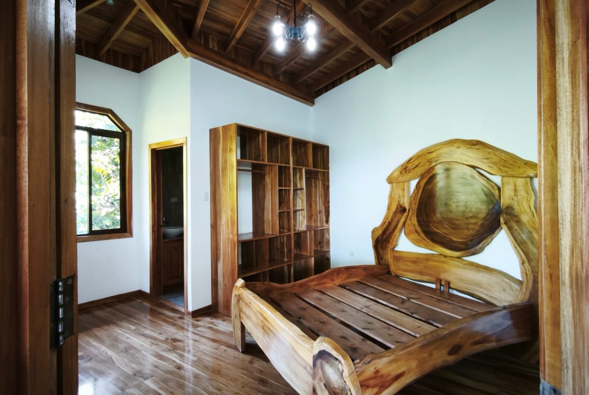 Teak Luxury 5-beds Home in the Mountains of Las Tumbas – 0.45 ACRES