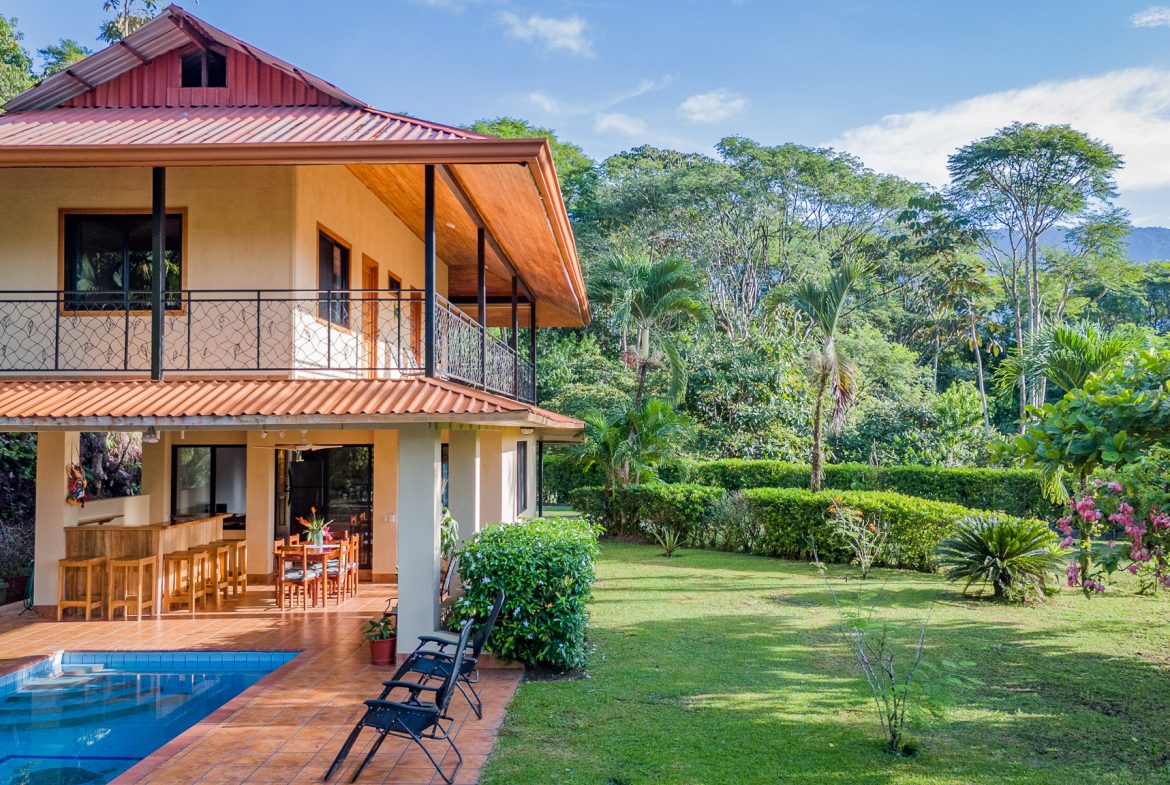 TWO FLOOR PROPERTY WITH LANDSCAPING VIEWS, IN TORTUGA ABAJO – 0.7 ACRES, Uvita, Costa Rica — photo 2